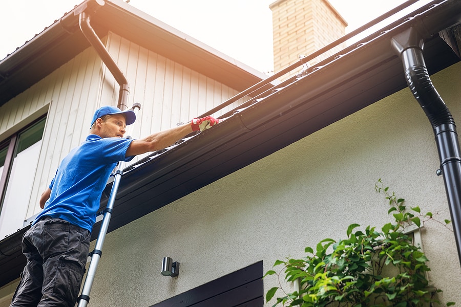 5 Signs You Need a Pro to Check Your Gutters - CWC Roofing